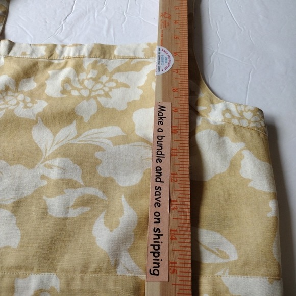 Oneill Tank Top Woman's‎ M Yellow White Floral Crop Galloway Smocked Back - Picture 5 of 10